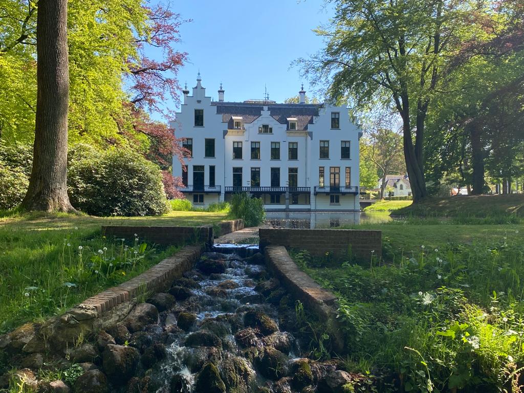 86039185 d101 4a30 88bf 07075e5b6885